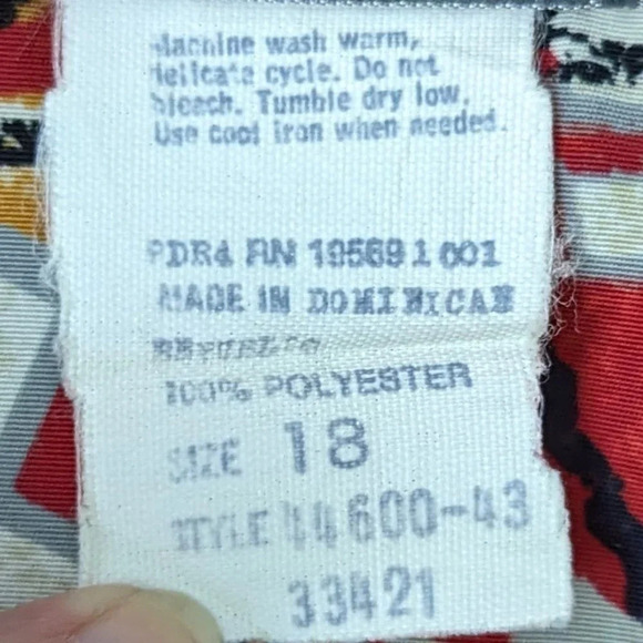 Vintage Classic Collection Blouse Red/Gray/Blue/Gold Geometric Pattern Size 18 - Picture 6 of 11